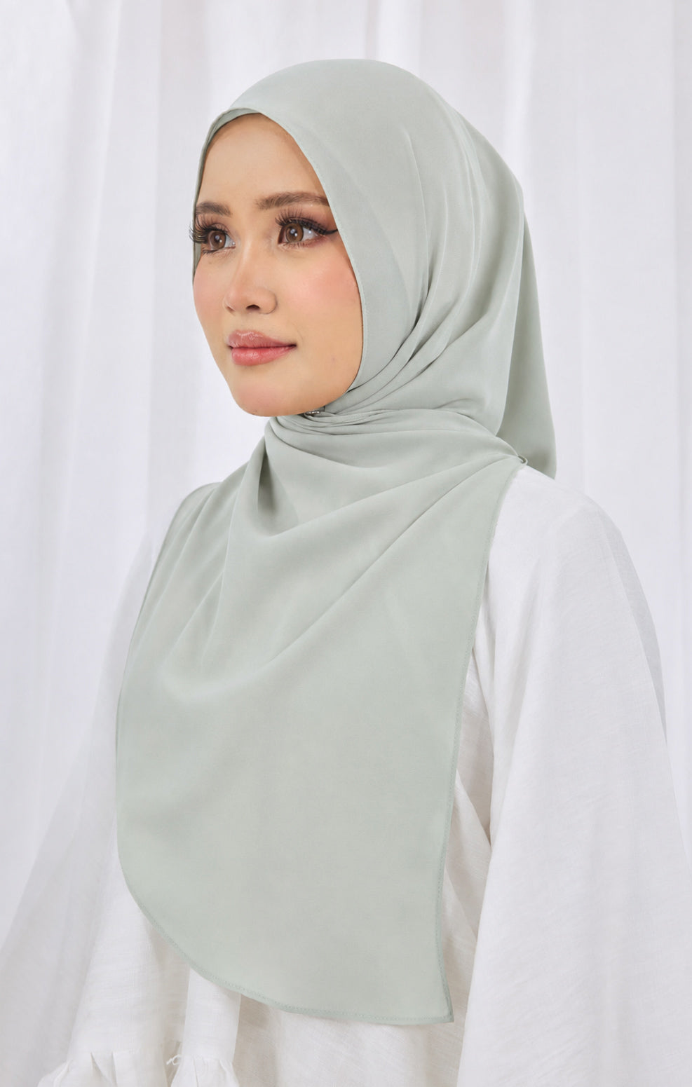 Whisper Basic in Sage Mist