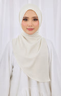 Whisper Basic in Vanilla Cream