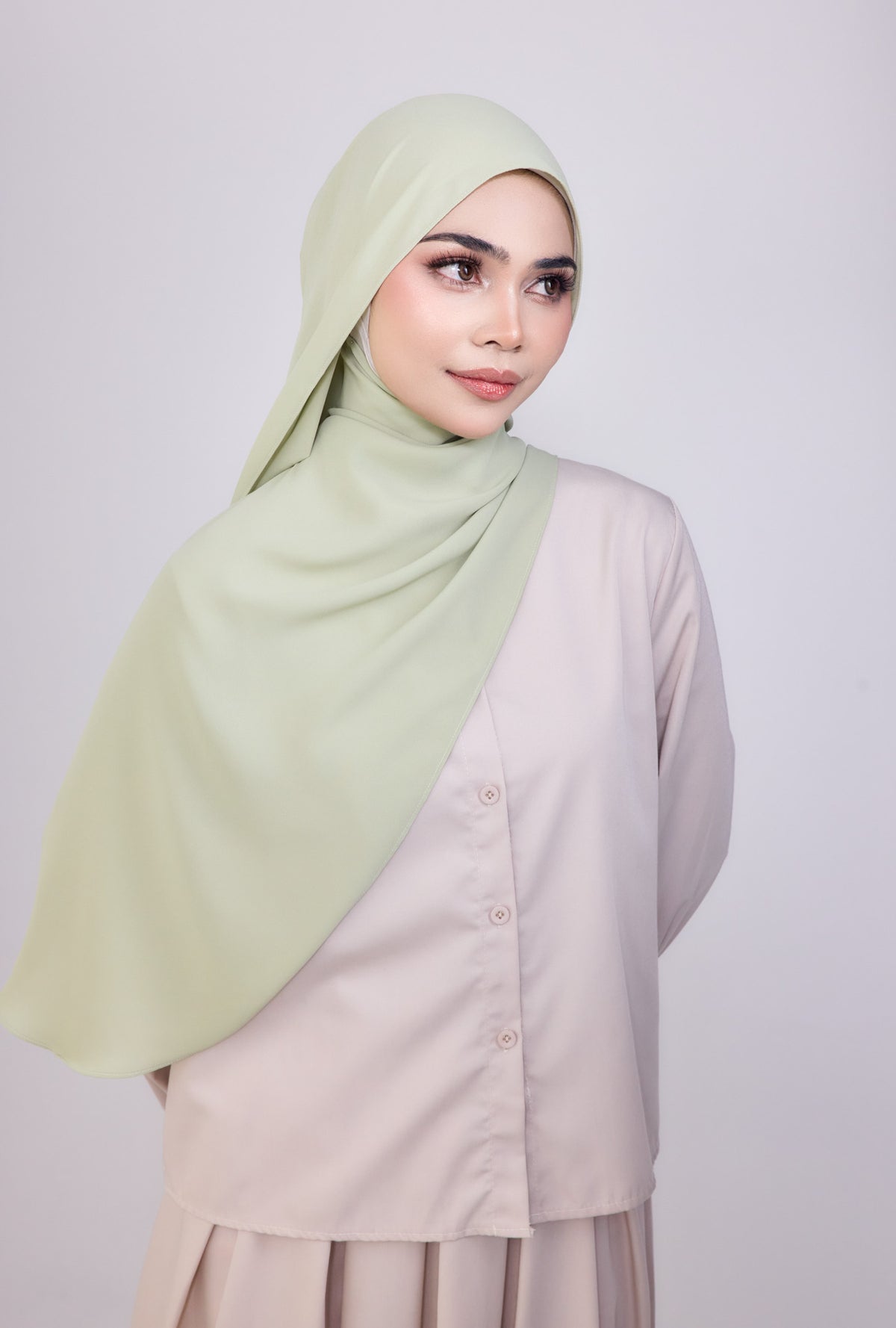 Whisper Basic in Sage Veil - Hoodie Shawl 2m