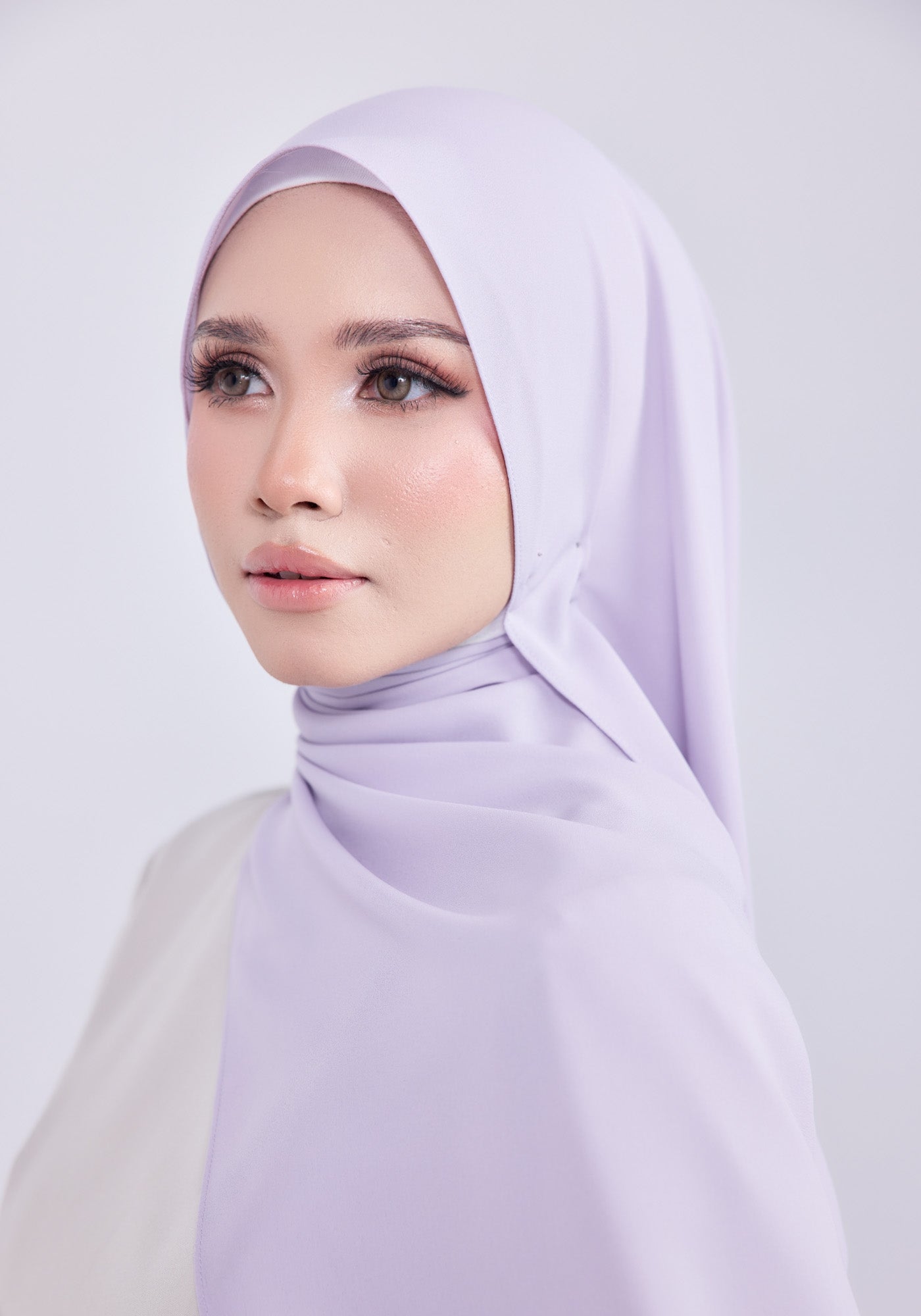 Whisper Basic in Lilac Mist - Hoodie Shawl 2m