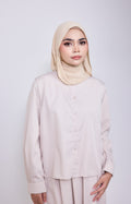 Whisper Basic in Sand Beige - Hoodie Shawl 2m