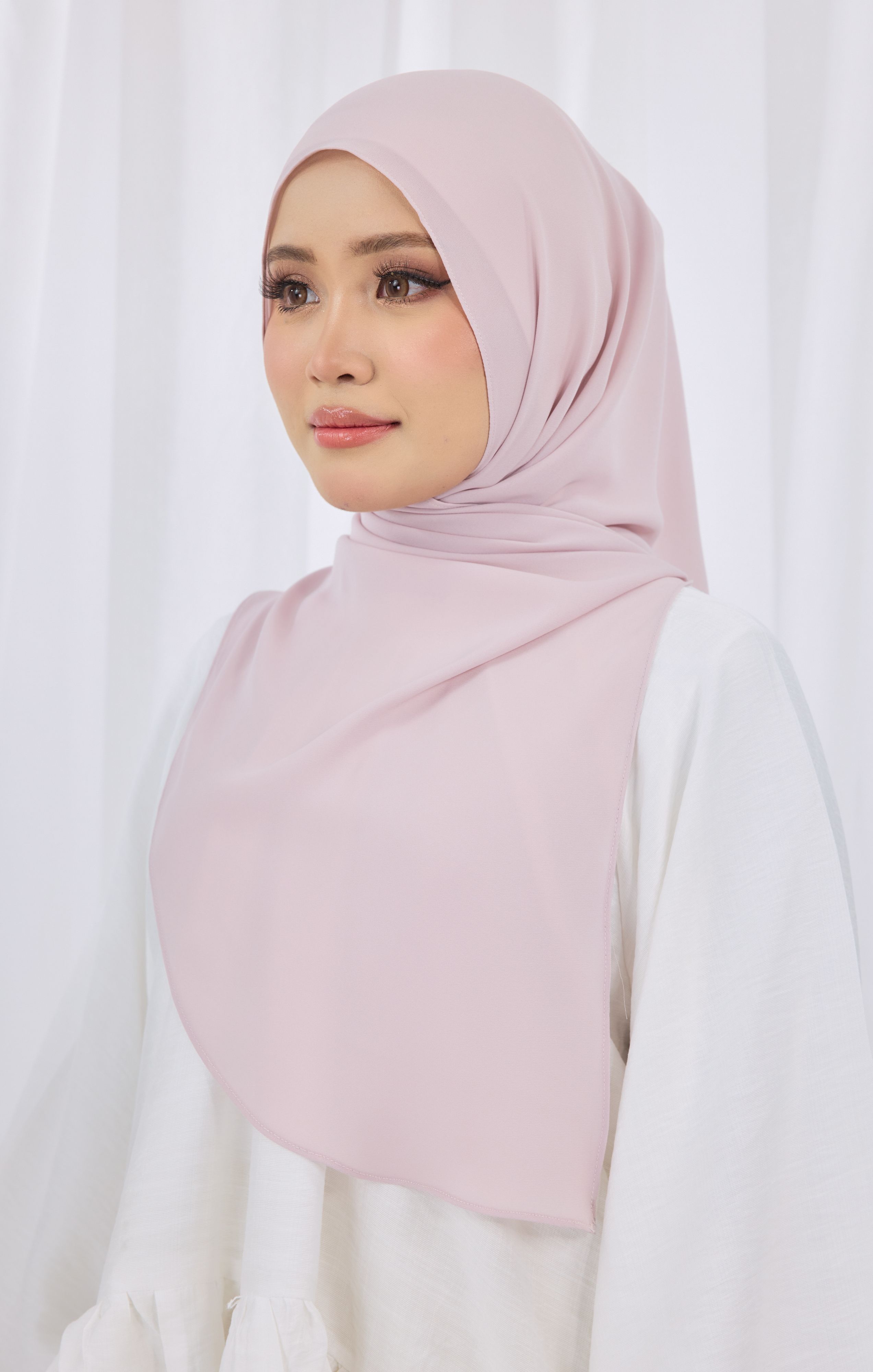 Whisper Basic in Blush Petal