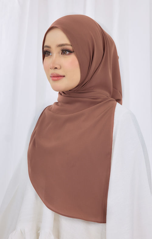Whisper Basic in Mocha Muse